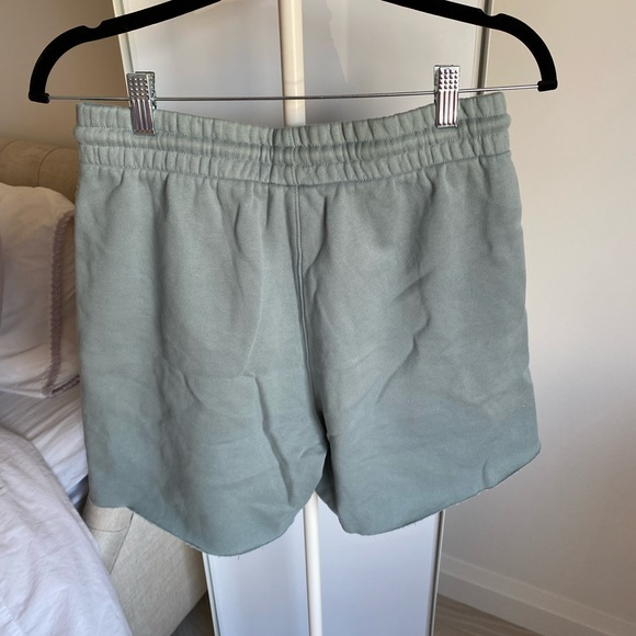 TNA sweat fleece shorts - Picture 3 of 3